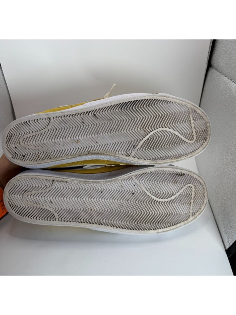 Nike Blazer Low 77 Vintage Yellow & White Sneakers Size 10.5 Men’s Suede Casual - Picture 8 of 9